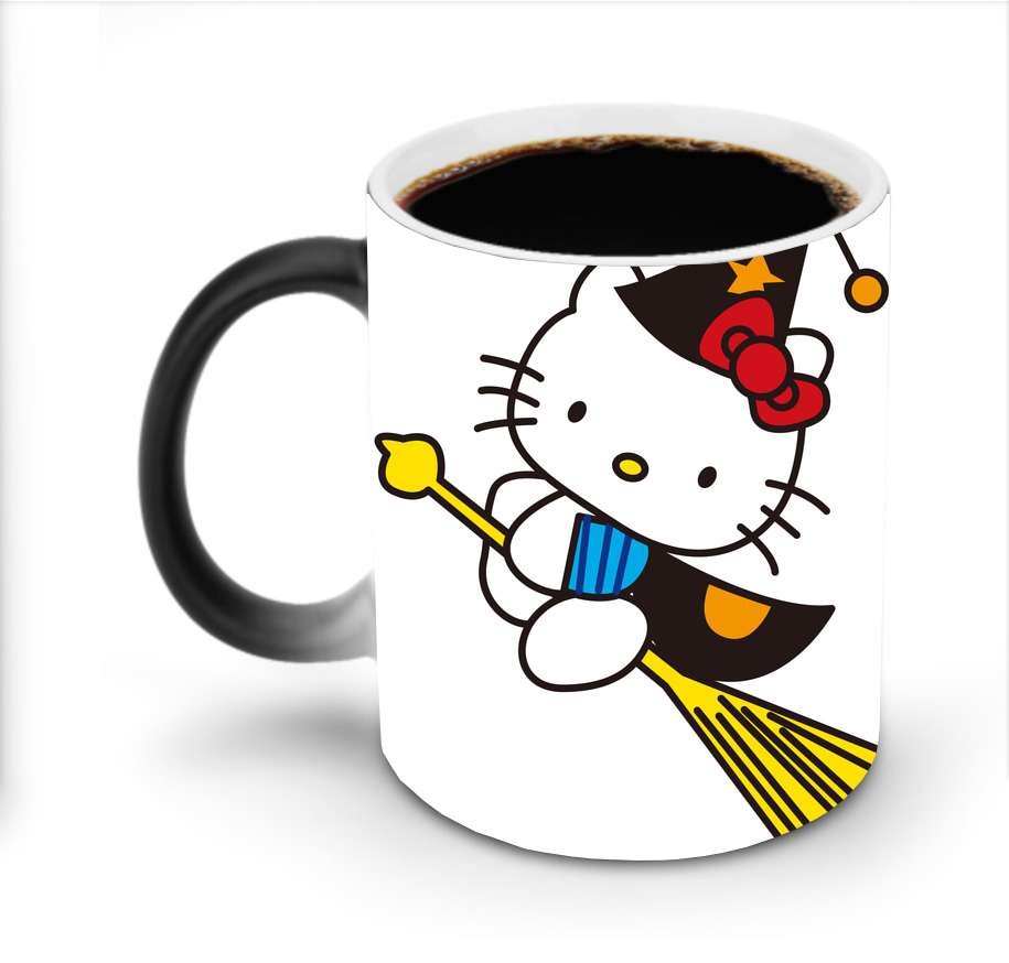 （画像用） Hello Kitty ハローキティ 温度変色マグカップ