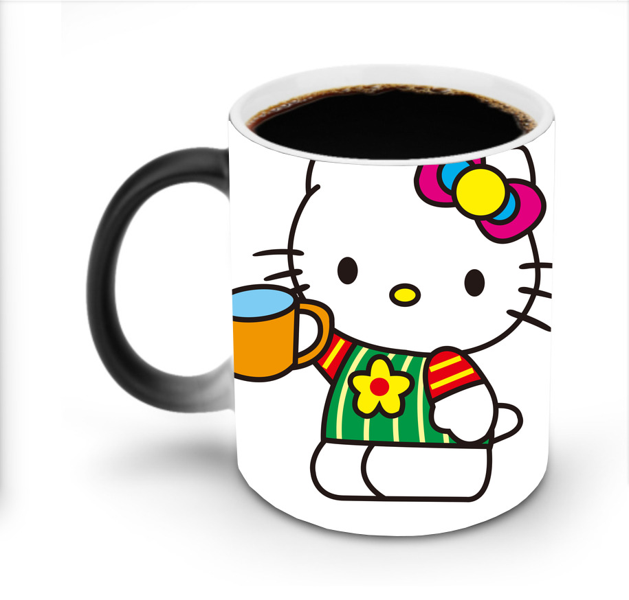 （画像用） Hello Kitty ハローキティ 温度変色マグカップ