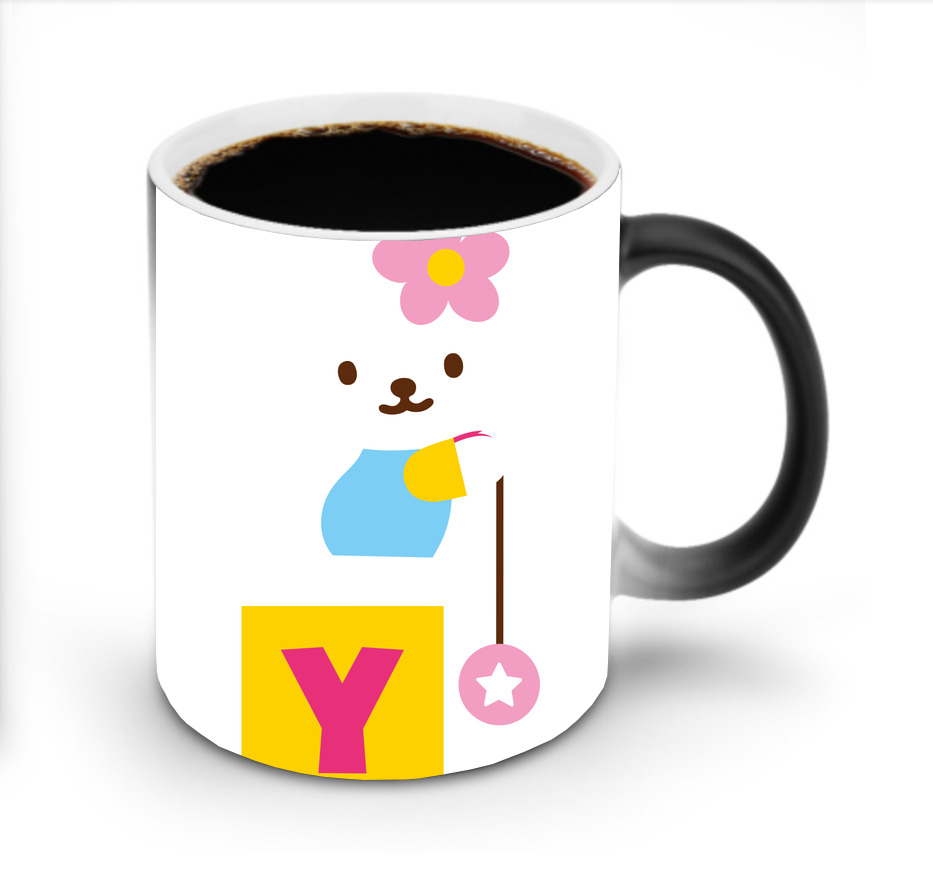 （画像用） Hello Kitty ハローキティ 温度変色マグカップ