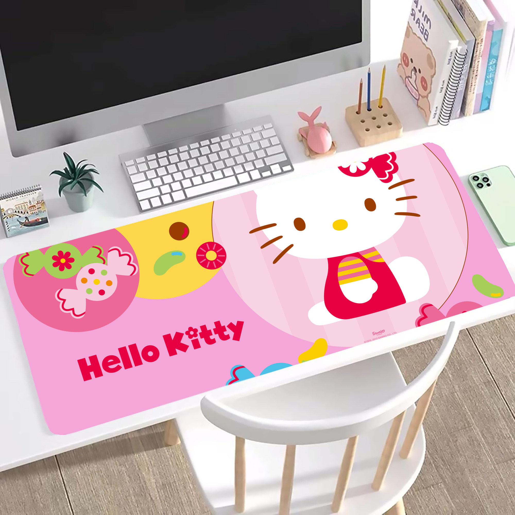 （画像用） Hello Kitty ハローキティ ステッチ加工 大判デスクマット／滑り止めマウスパッド