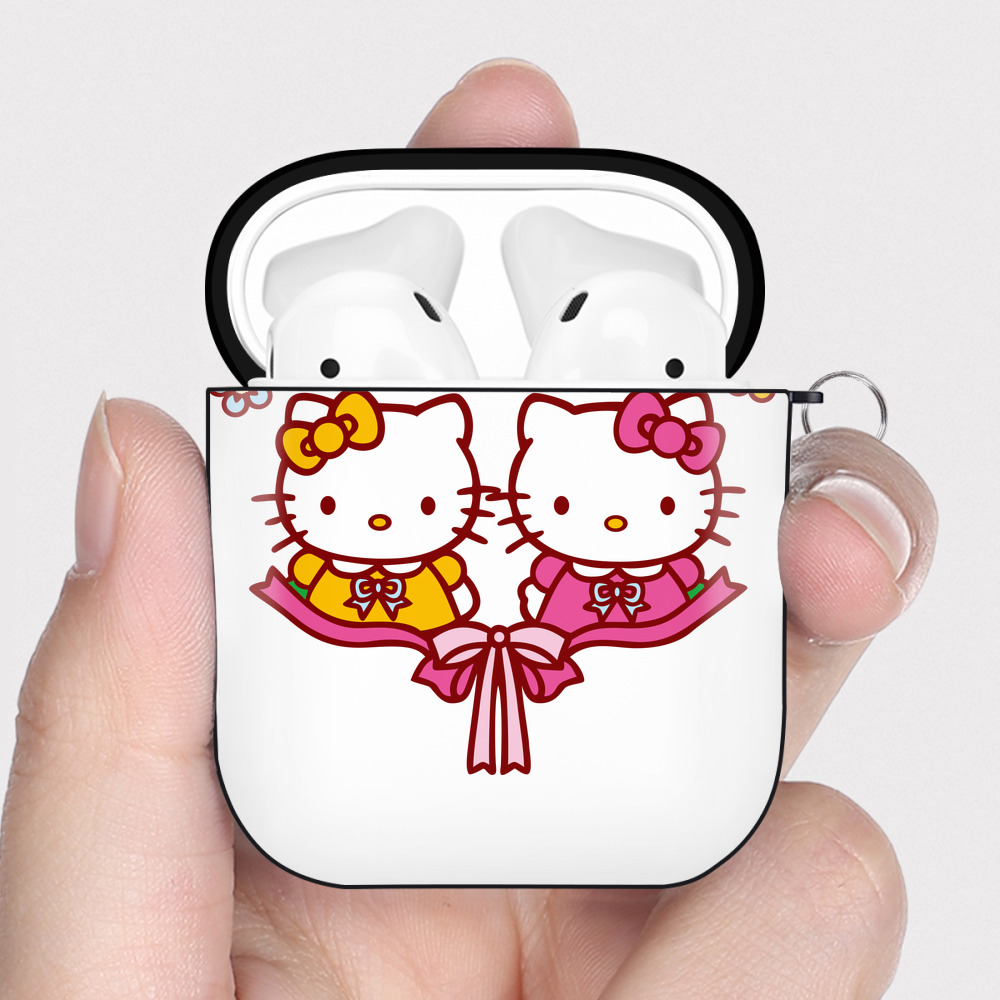（画像用） Hello Kitty ハローキティ AirPods 第2世代保護ケース ハードシェル ブラック 耐衝撃・防指紋・カラビナ付き