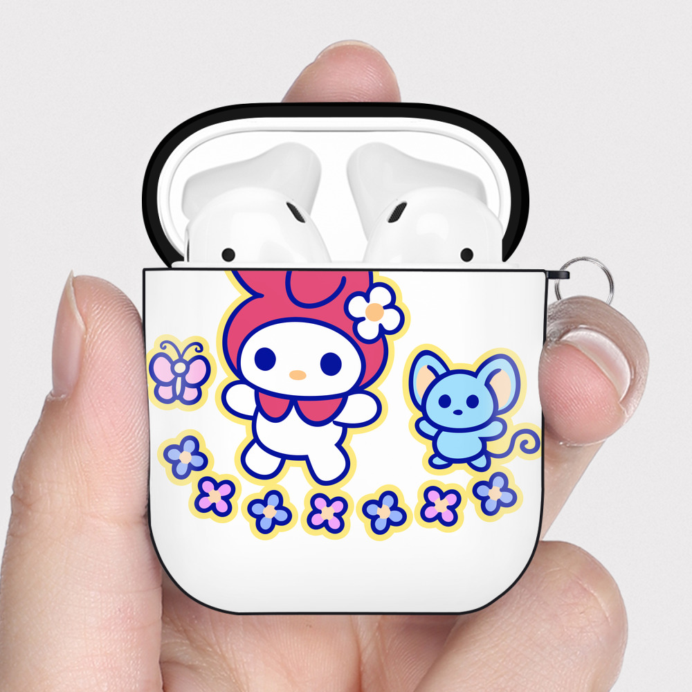 （画像用） Hello Kitty ハローキティ AirPods 第2世代保護ケース ハードシェル ブラック 耐衝撃・防指紋・カラビナ付き