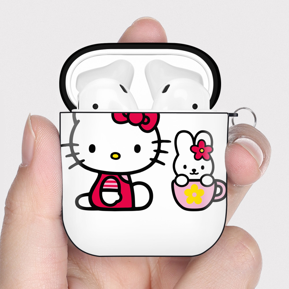 （画像用） Hello Kitty ハローキティ AirPods 第2世代保護ケース ハードシェル ブラック 耐衝撃・防指紋・カラビナ付き