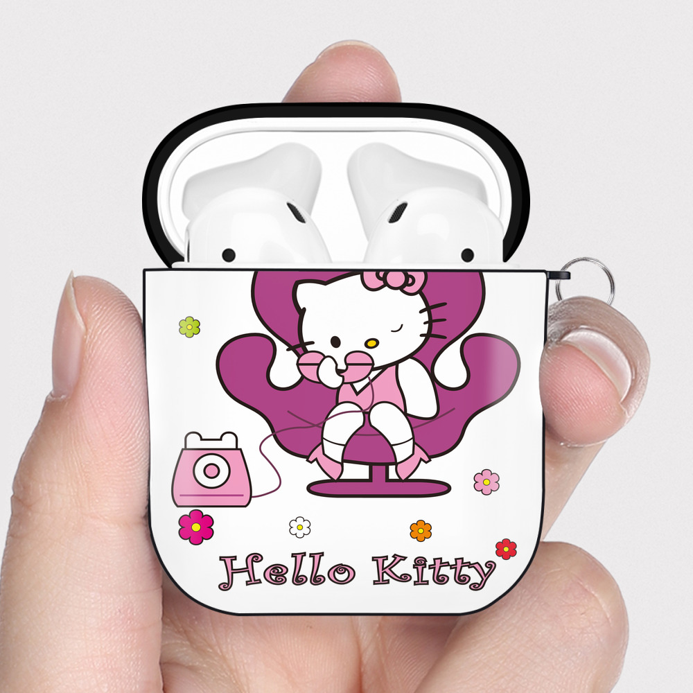 （画像用） Hello Kitty ハローキティ AirPods 第2世代保護ケース ハードシェル ブラック 耐衝撃・防指紋・カラビナ付き