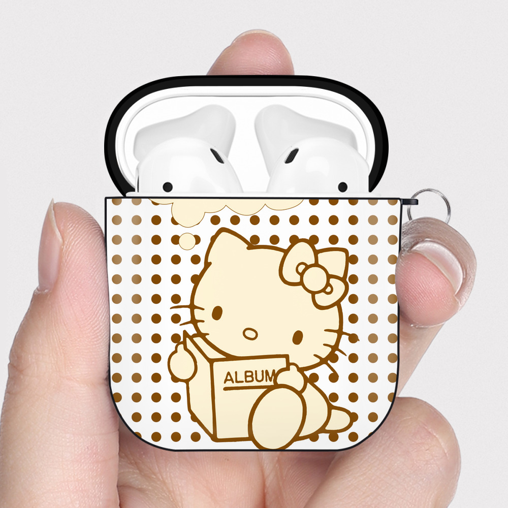 （画像用） Hello Kitty ハローキティ AirPods 第2世代保護ケース ハードシェル ブラック 耐衝撃・防指紋・カラビナ付き