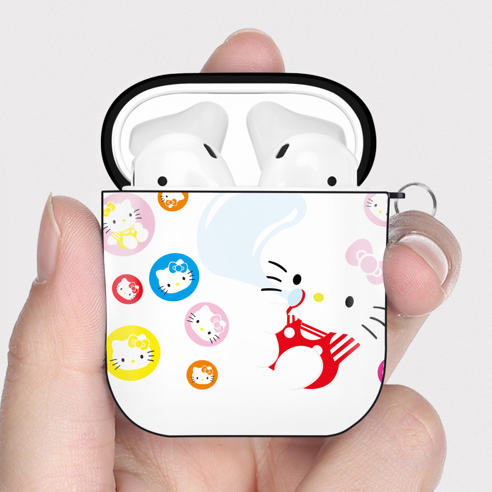（画像用） Hello Kitty ハローキティ AirPods 第2世代保護ケース ハードシェル ブラック 耐衝撃・防指紋・カラビナ付き