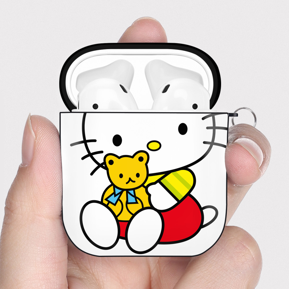 （画像用） Hello Kitty ハローキティ AirPods 第2世代保護ケース ハードシェル ブラック 耐衝撃・防指紋・カラビナ付き