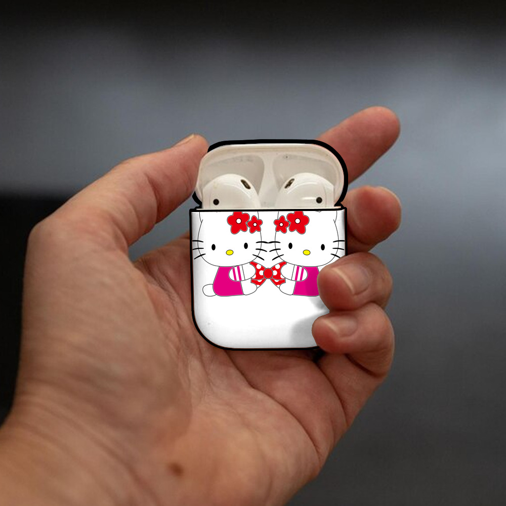 Hello Kitty ハローキティ AirPods 第2世代保護ケース ハードシェル ブラック 耐衝撃・防指紋・カラビナ付き