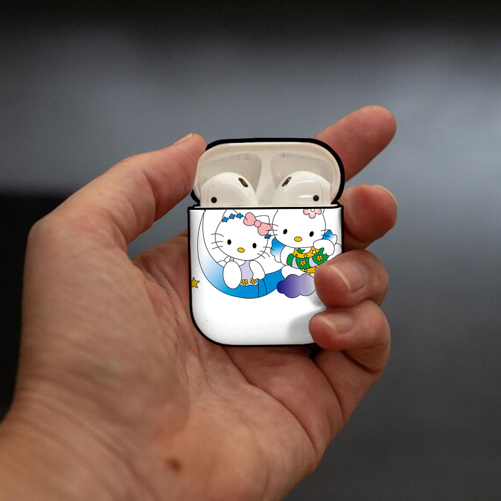 Hello Kitty ハローキティ AirPods 第2世代保護ケース ハードシェル ブラック 耐衝撃・防指紋・カラビナ付き