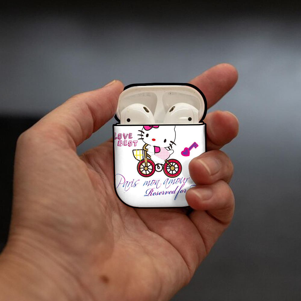 Hello Kitty ハローキティ AirPods 第2世代保護ケース ハードシェル ブラック 耐衝撃・防指紋・カラビナ付き