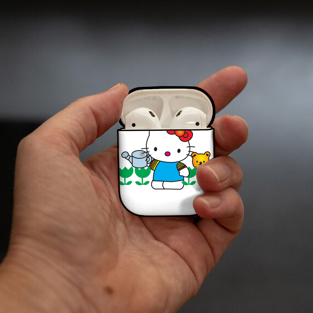 Hello Kitty ハローキティ AirPods 第2世代保護ケース ハードシェル ブラック 耐衝撃・防指紋・カラビナ付き