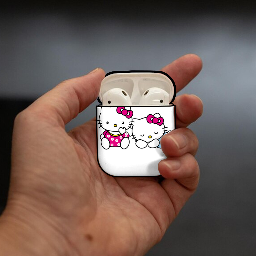 Hello Kitty ハローキティ AirPods 第2世代保護ケース ハードシェル ブラック 耐衝撃・防指紋・カラビナ付き
