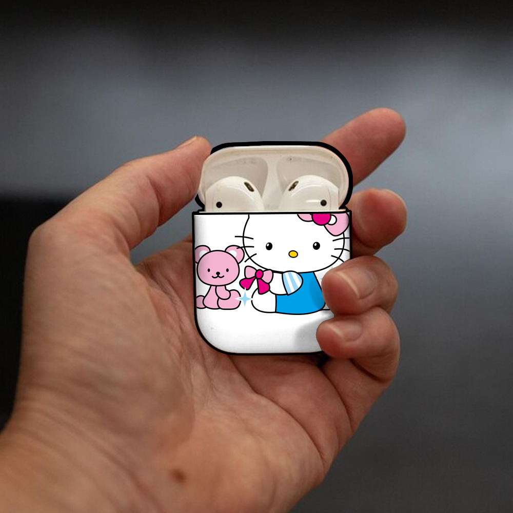 Hello Kitty ハローキティ AirPods 第2世代保護ケース ハードシェル ブラック 耐衝撃・防指紋・カラビナ付き