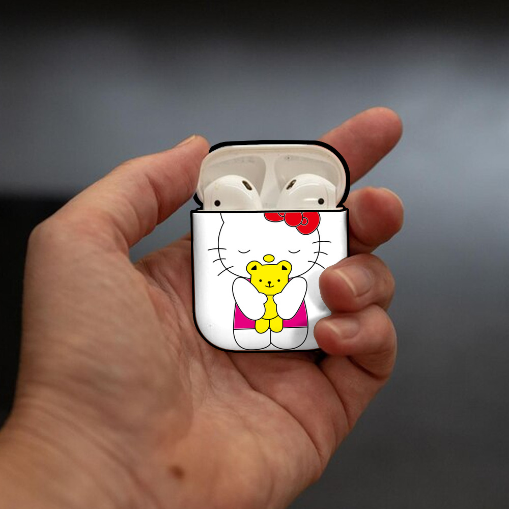 Hello Kitty ハローキティ AirPods 第2世代保護ケース ハードシェル ブラック 耐衝撃・防指紋・カラビナ付き