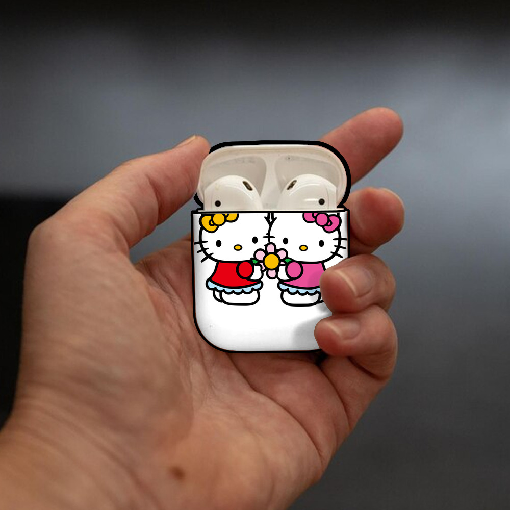 Hello Kitty ハローキティ AirPods 第2世代保護ケース ハードシェル ブラック 耐衝撃・防指紋・カラビナ付き