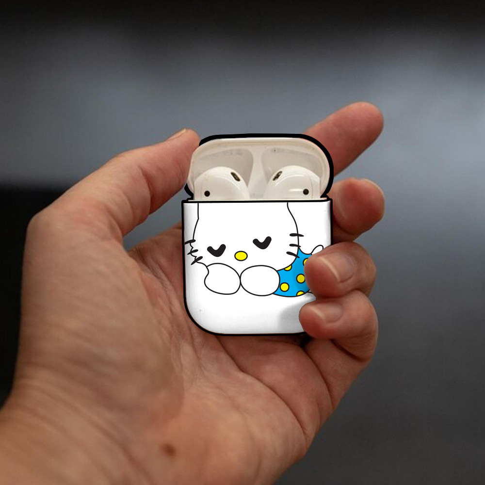 Hello Kitty ハローキティ AirPods 第2世代保護ケース ハードシェル ブラック 耐衝撃・防指紋・カラビナ付き