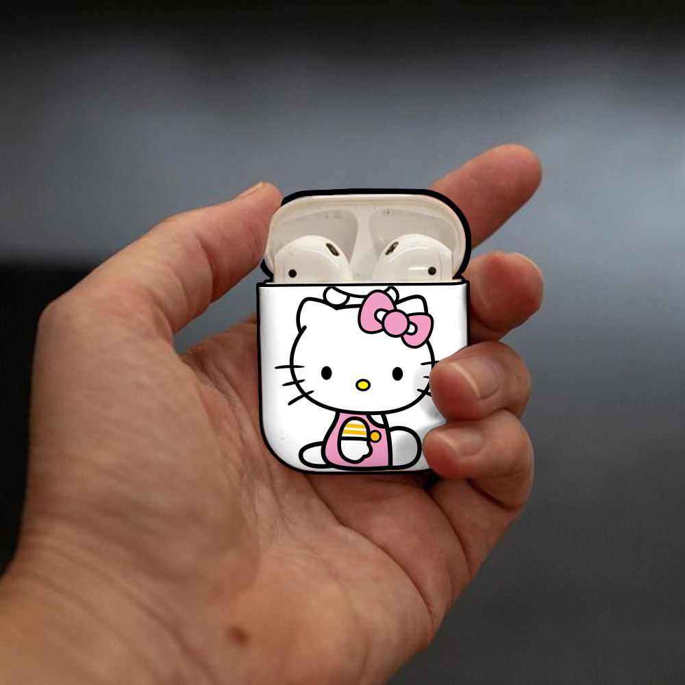 Hello Kitty ハローキティ AirPods 第2世代保護ケース ハードシェル ブラック 耐衝撃・防指紋・カラビナ付き