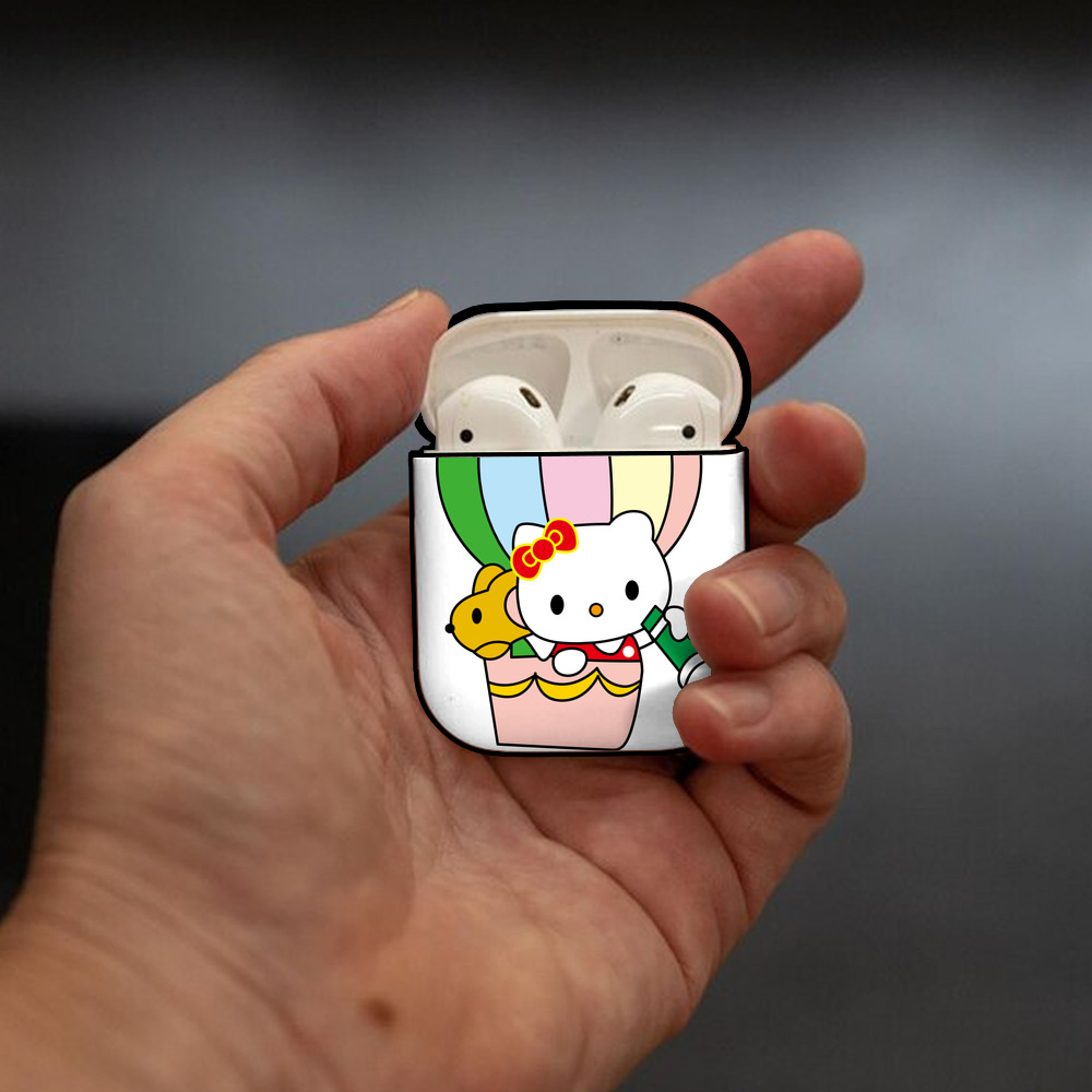 Hello Kitty ハローキティ AirPods 第2世代保護ケース ハードシェル ブラック 耐衝撃・防指紋・カラビナ付き