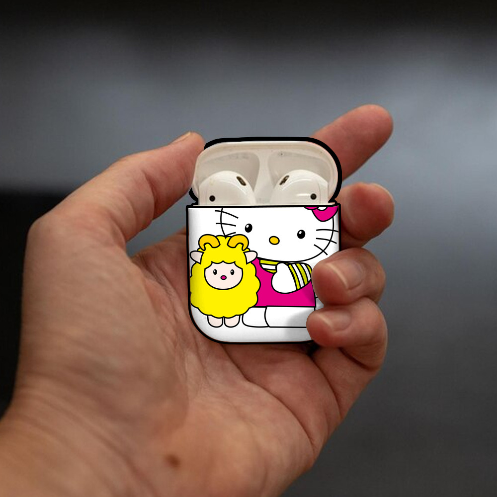Hello Kitty ハローキティ AirPods 第2世代保護ケース ハードシェル ブラック 耐衝撃・防指紋・カラビナ付き