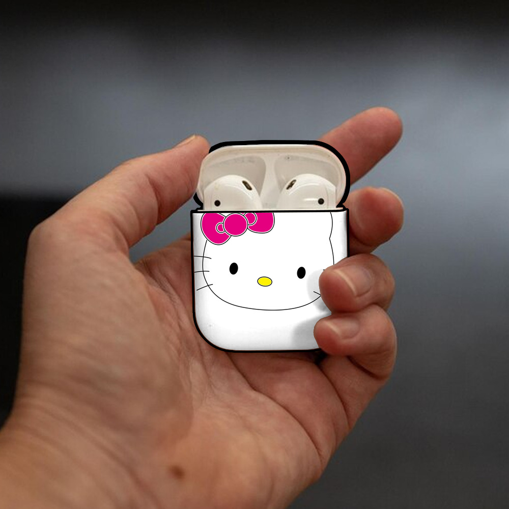 Hello Kitty ハローキティ AirPods 第2世代保護ケース ハードシェル ブラック 耐衝撃・防指紋・カラビナ付き