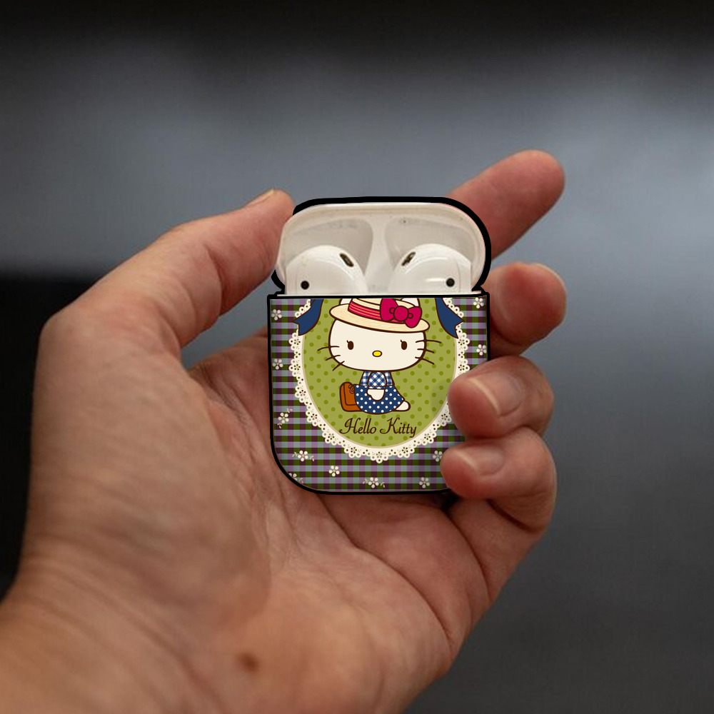 Hello Kitty ハローキティ AirPods 第2世代保護ケース ハードシェル ブラック 耐衝撃・防指紋・カラビナ付き