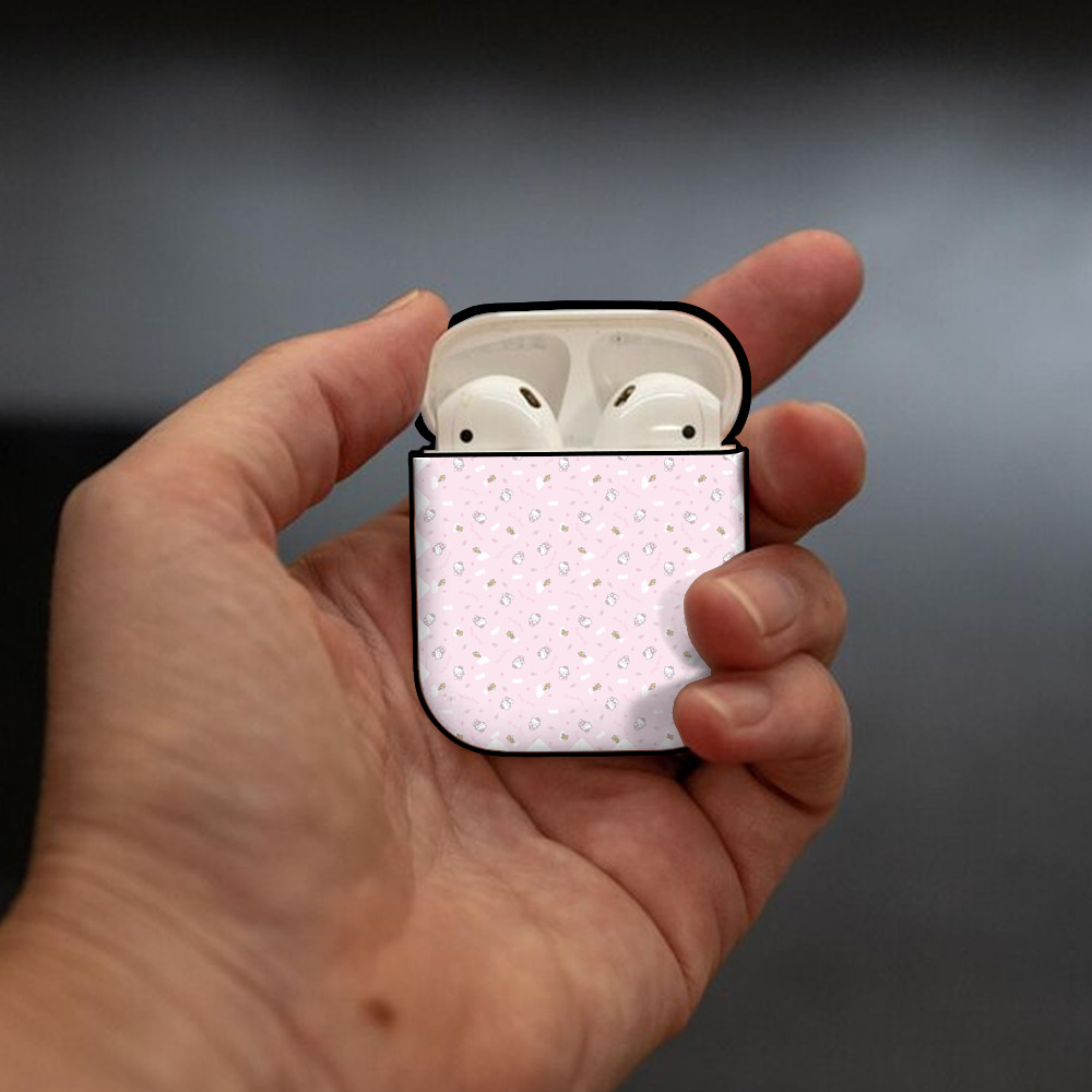 Hello Kitty ハローキティ AirPods 第2世代保護ケース ハードシェル ブラック 耐衝撃・防指紋・カラビナ付き