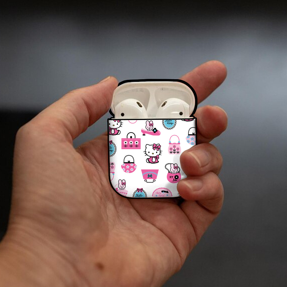 Hello Kitty ハローキティ AirPods 第2世代保護ケース ハードシェル ブラック 耐衝撃・防指紋・カラビナ付き