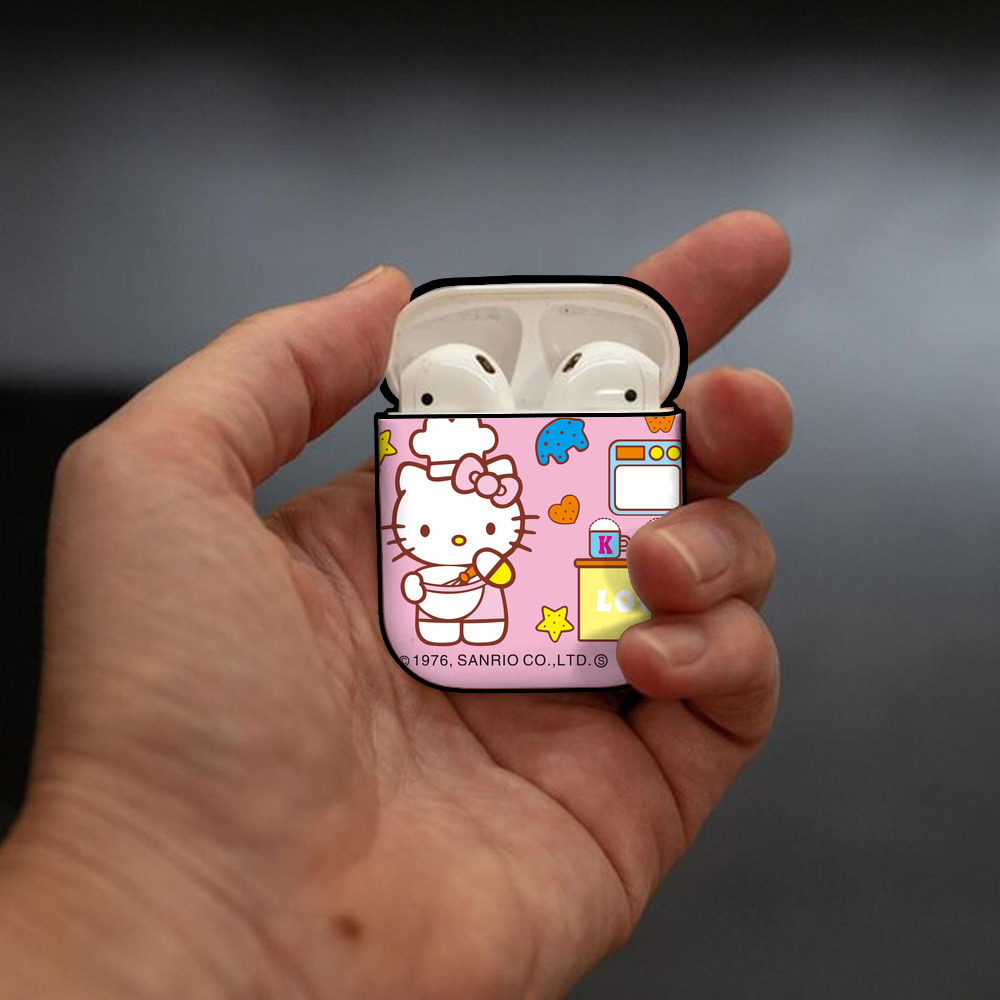 Hello Kitty ハローキティ AirPods 第2世代保護ケース ハードシェル ブラック 耐衝撃・防指紋・カラビナ付き
