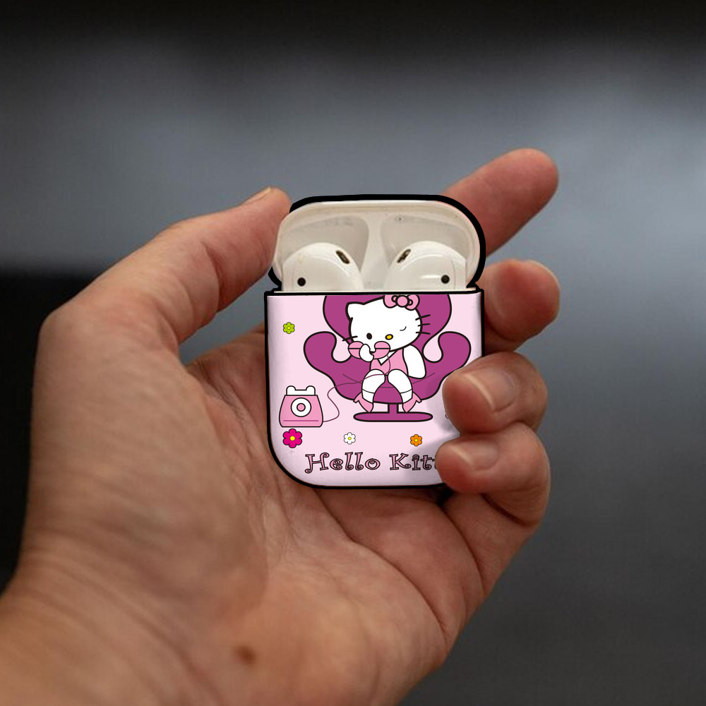 Hello Kitty ハローキティ AirPods 第2世代保護ケース ハードシェル ブラック 耐衝撃・防指紋・カラビナ付き