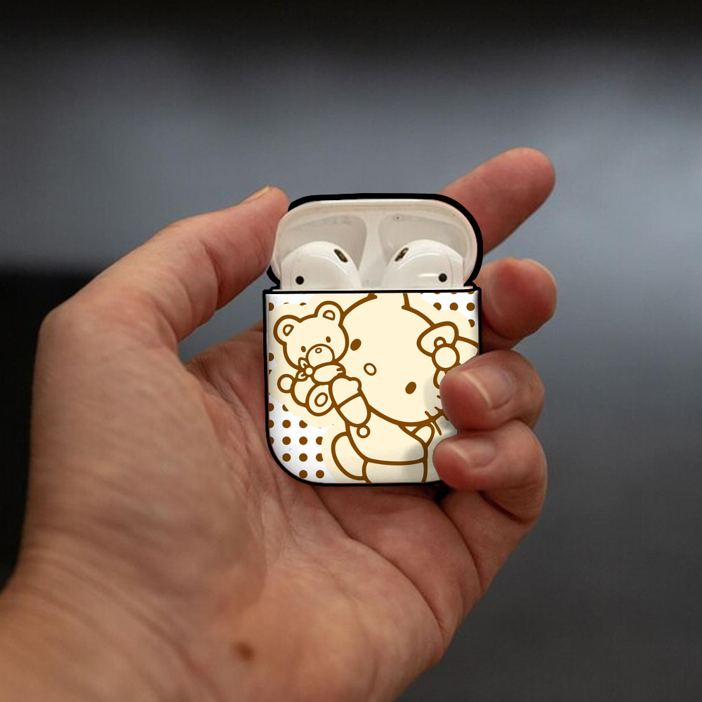 Hello Kitty ハローキティ AirPods 第2世代保護ケース ハードシェル ブラック 耐衝撃・防指紋・カラビナ付き