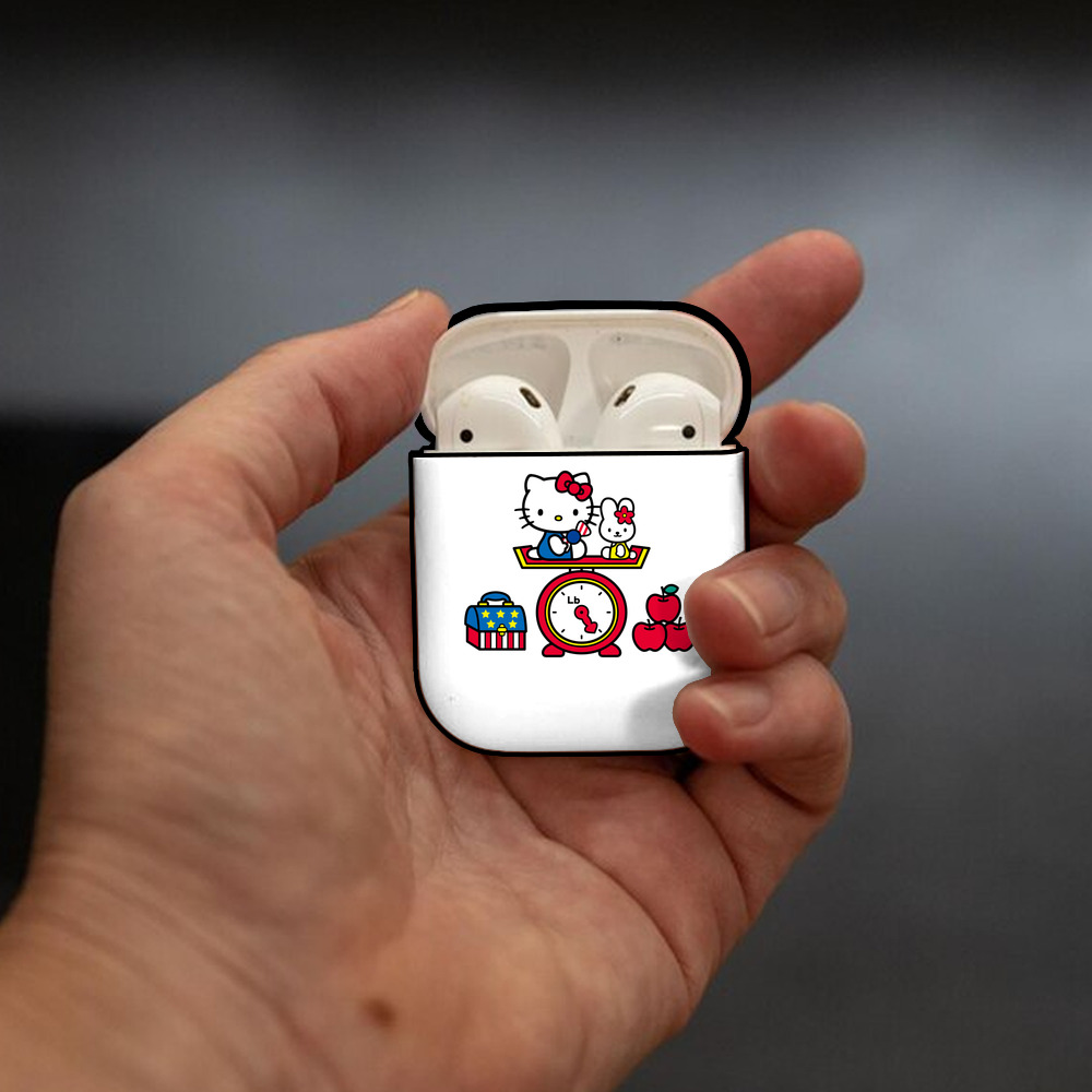 Hello Kitty ハローキティ AirPods 第2世代保護ケース ハードシェル ブラック 耐衝撃・防指紋・カラビナ付き