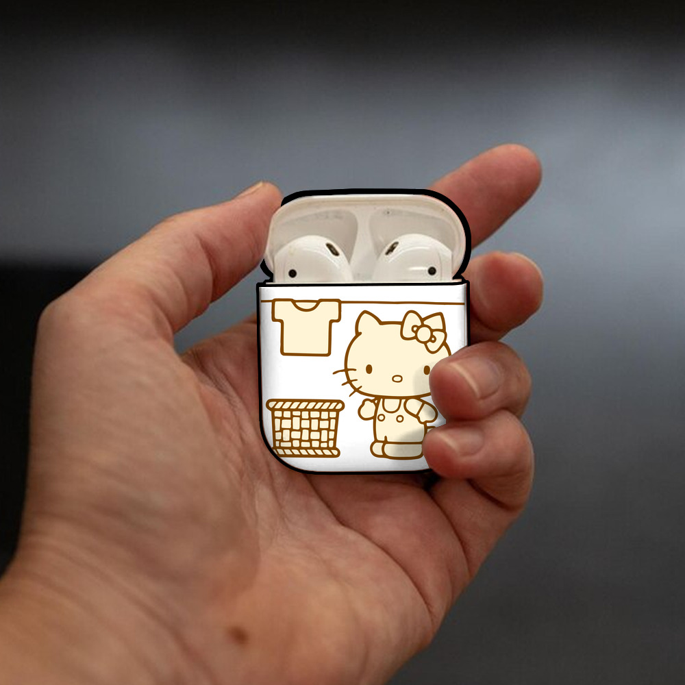 Hello Kitty ハローキティ AirPods 第2世代保護ケース ハードシェル ブラック 耐衝撃・防指紋・カラビナ付き