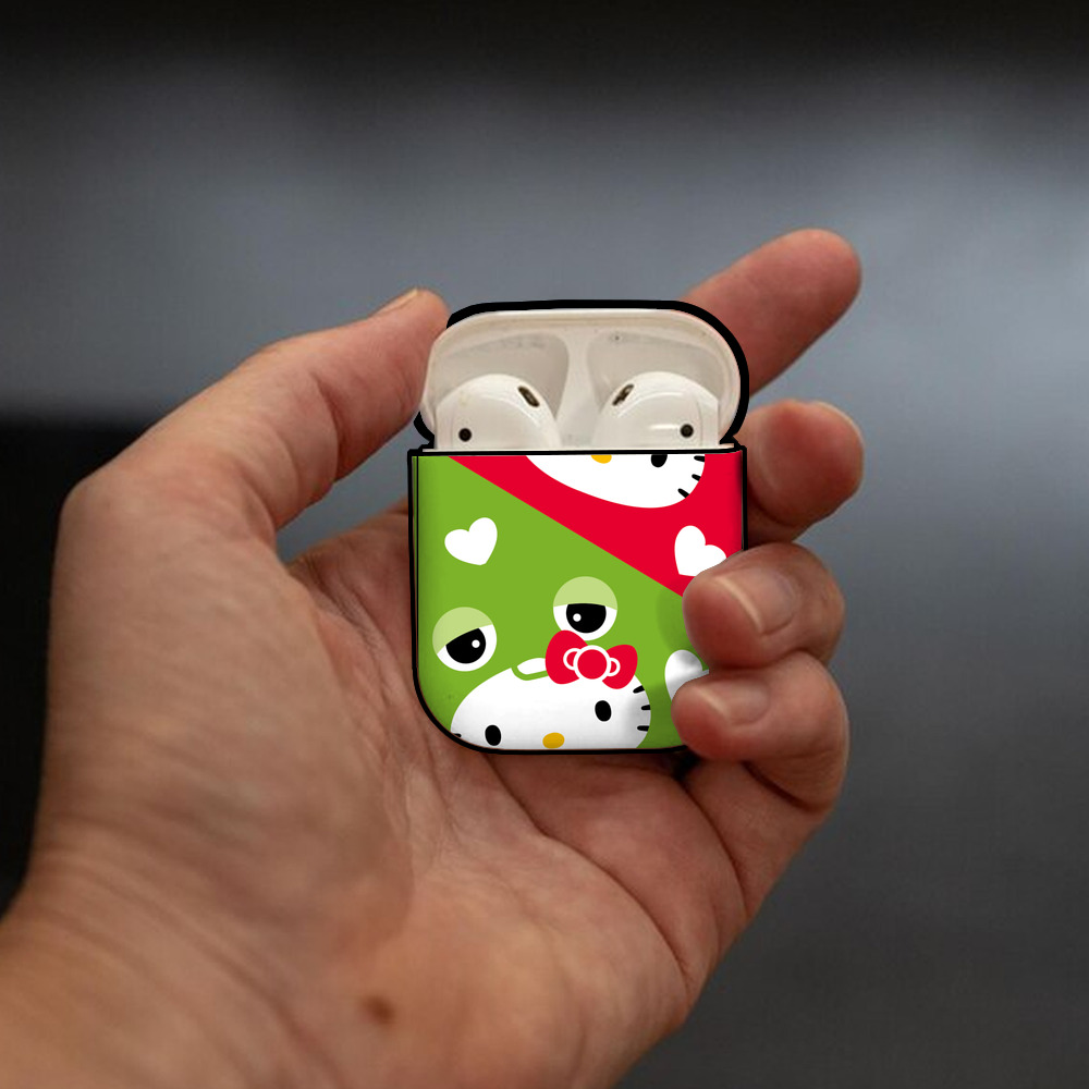 Hello Kitty ハローキティ AirPods 第2世代保護ケース ハードシェル ブラック 耐衝撃・防指紋・カラビナ付き