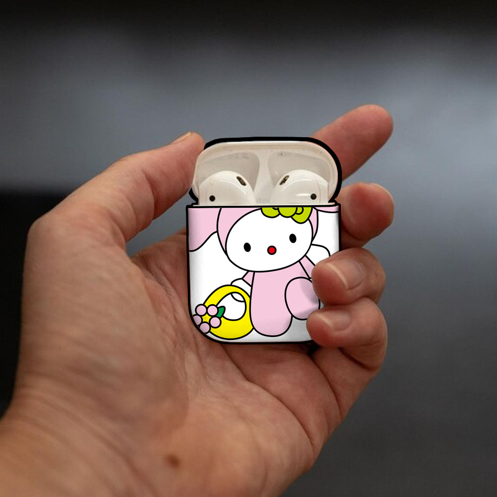 Hello Kitty ハローキティ AirPods 第2世代保護ケース ハードシェル ブラック 耐衝撃・防指紋・カラビナ付き