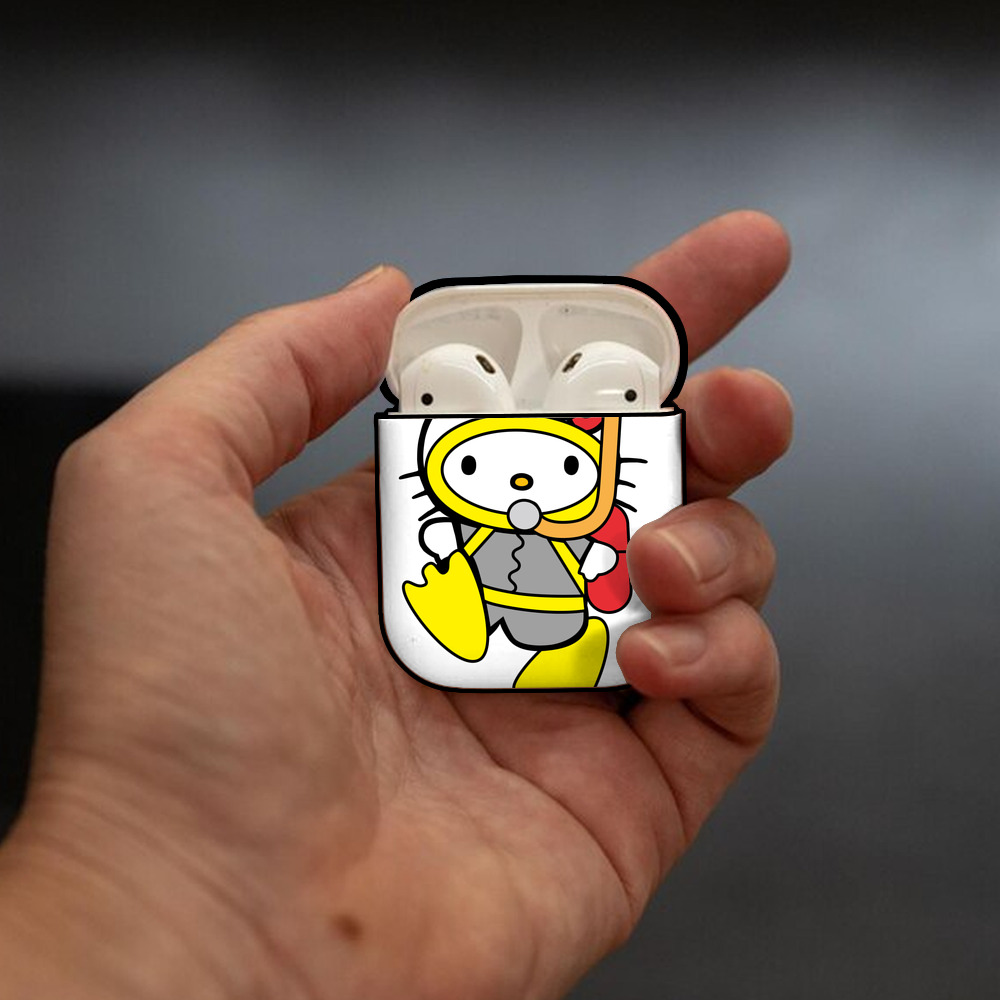 Hello Kitty ハローキティ AirPods 第2世代保護ケース ハードシェル ブラック 耐衝撃・防指紋・カラビナ付き