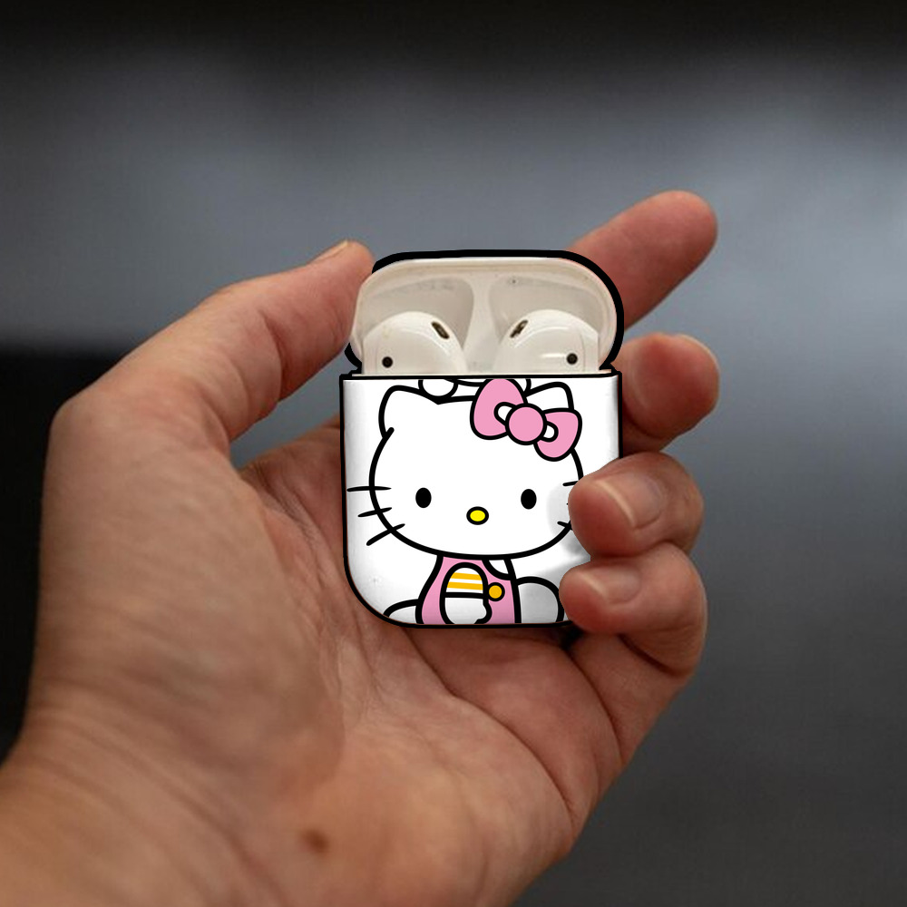 Hello Kitty ハローキティ AirPods 第2世代保護ケース ハードシェル ブラック 耐衝撃・防指紋・カラビナ付き