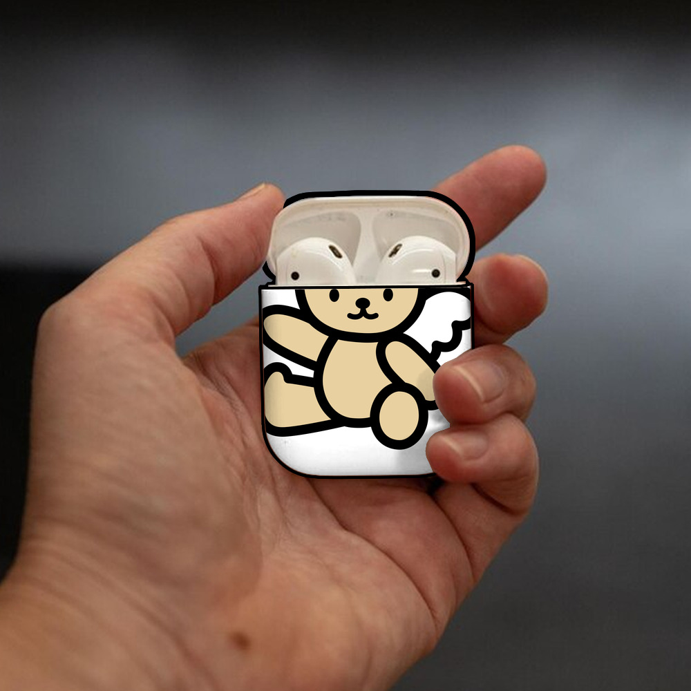 Hello Kitty ハローキティ AirPods 第2世代保護ケース ハードシェル ブラック 耐衝撃・防指紋・カラビナ付き