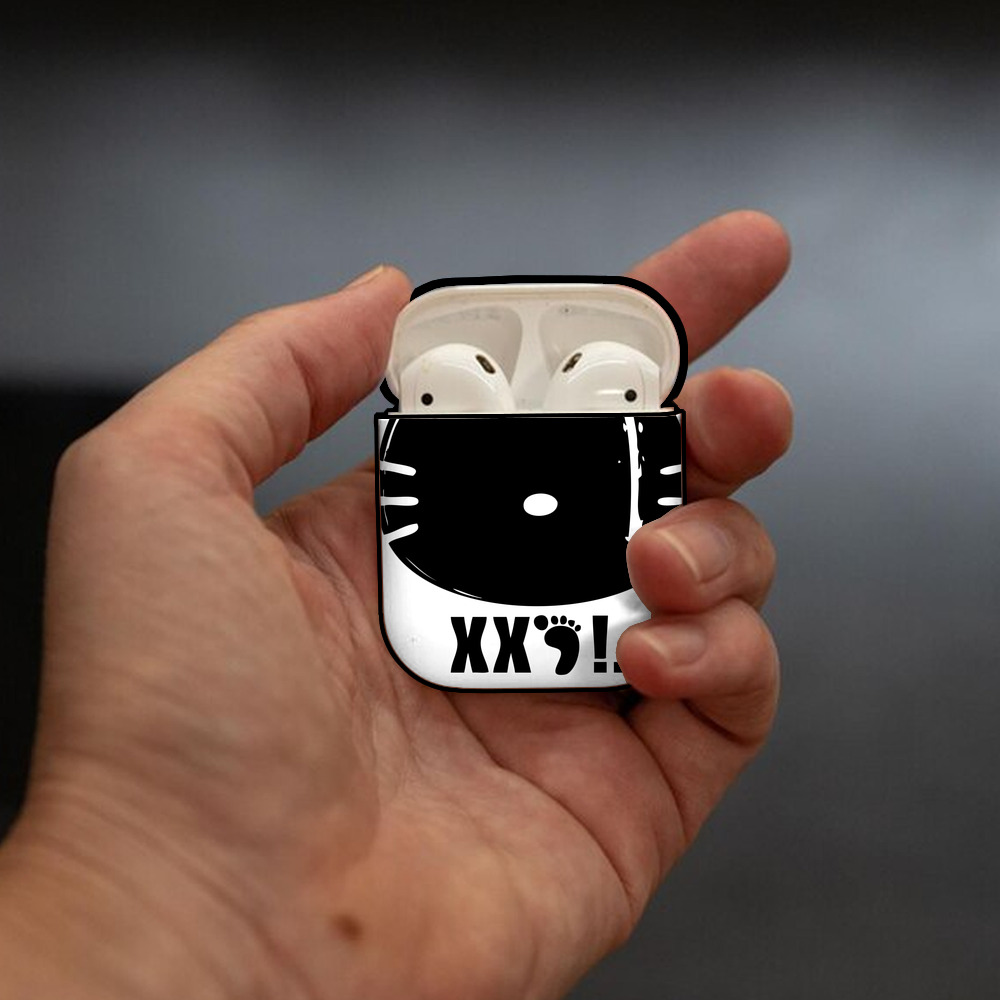 Hello Kitty ハローキティ AirPods 第2世代保護ケース ハードシェル ブラック 耐衝撃・防指紋・カラビナ付き