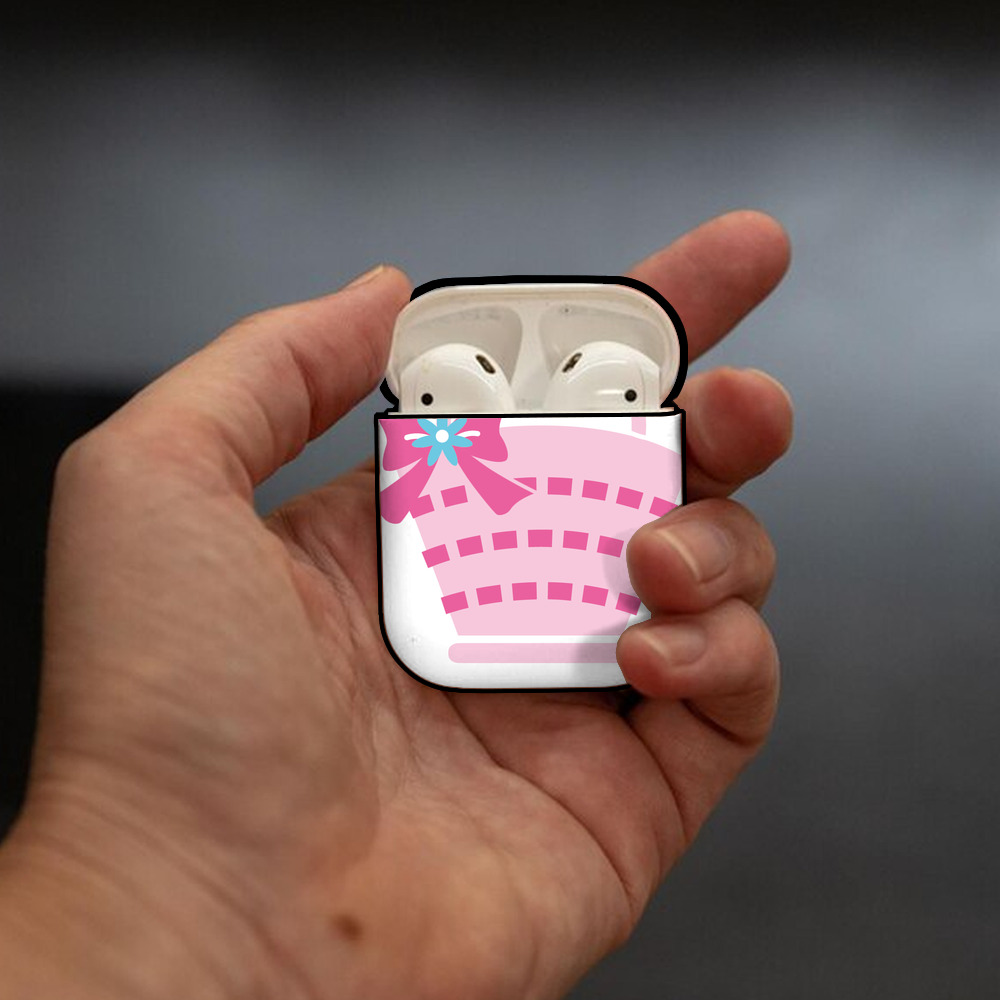 Hello Kitty ハローキティ AirPods 第2世代保護ケース ハードシェル ブラック 耐衝撃・防指紋・カラビナ付き
